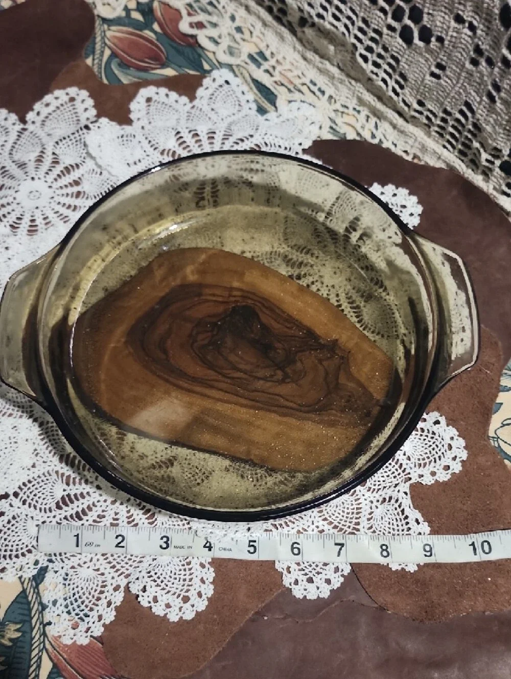 1970s Janette Glass Bake Amber Glass Baking Dish with Floral Motif 10